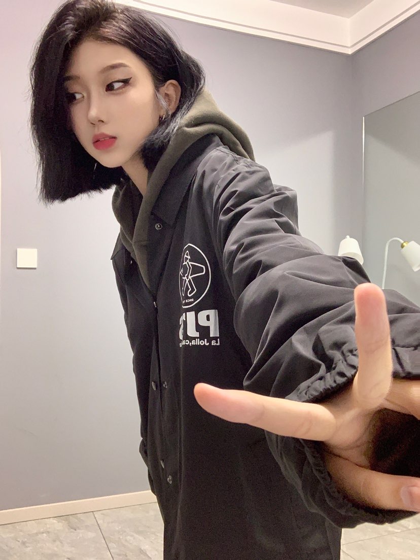 欧美做爰又粗又大18一l9HD欧美之爱与粗犷,探索18-20岁之间的情感与身体特征
