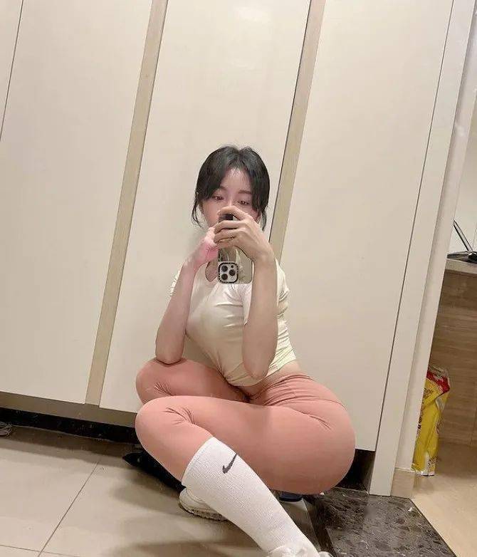 水蜜桃味的肉体水蜜桃味的肉体