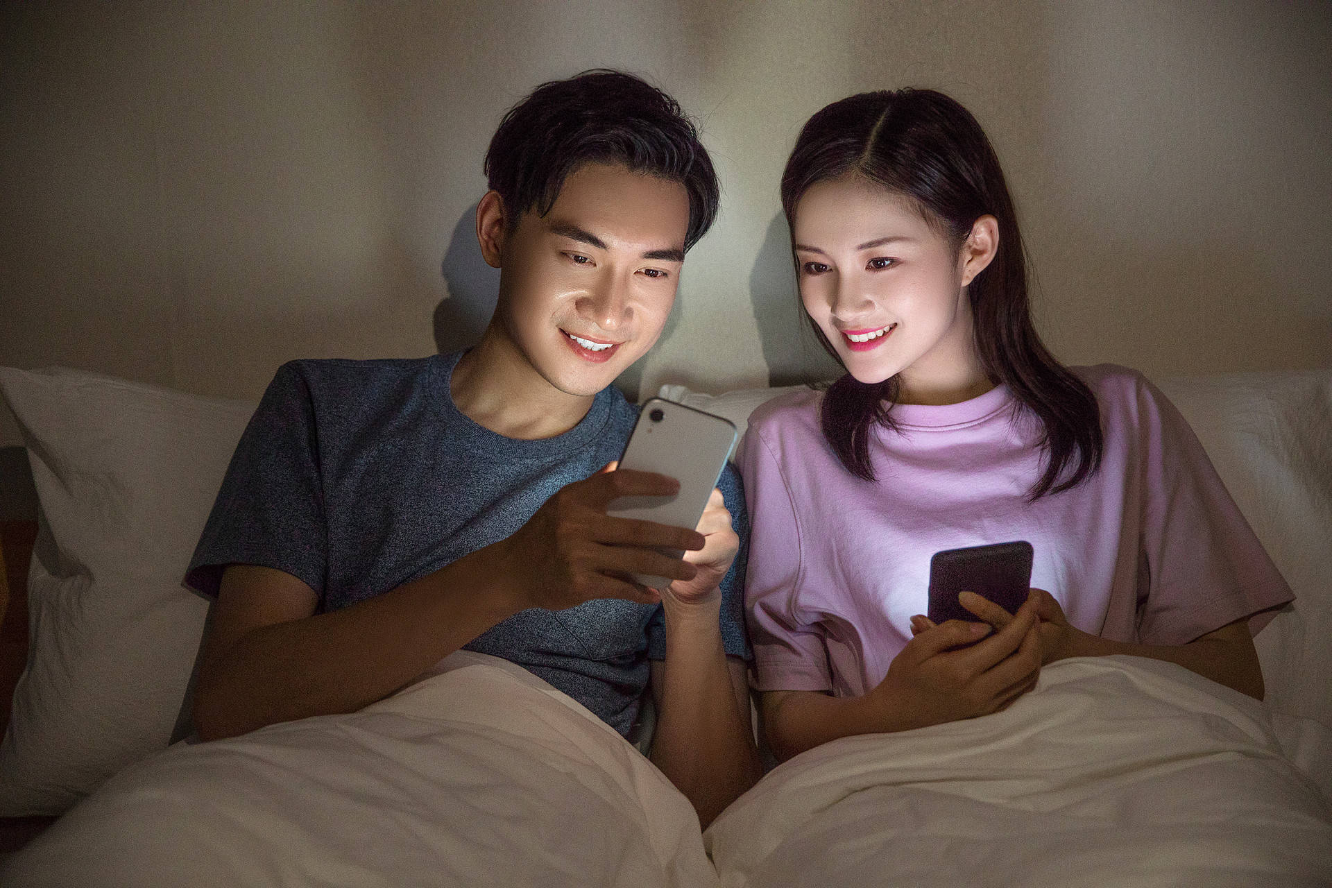 果冻传媒出轨报复老公-第2张图片