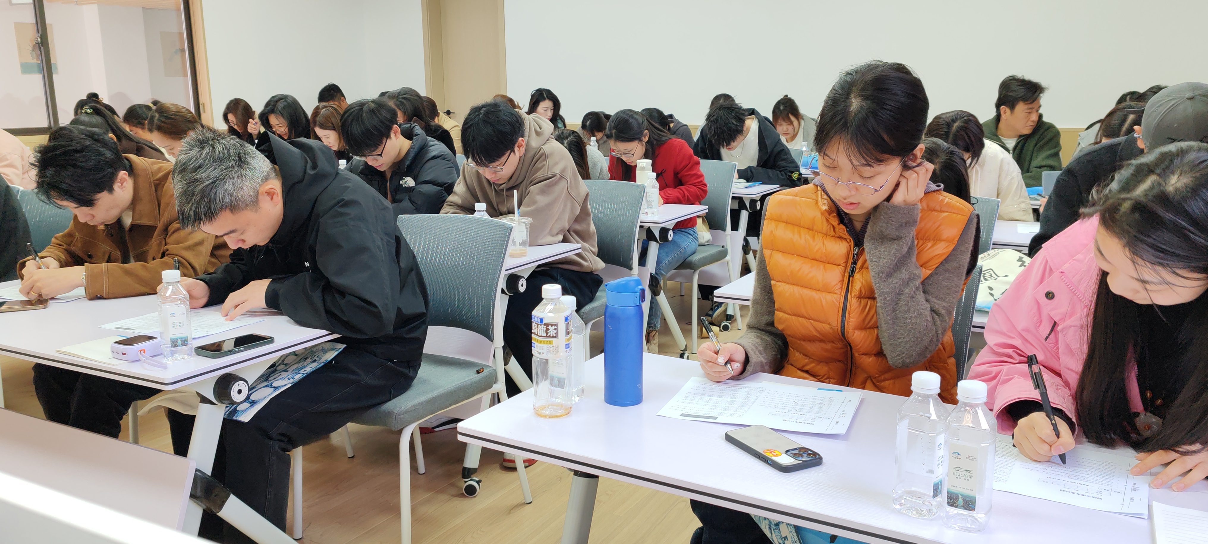 黑龙江大学生教室视频黑龙江大学生教室视频，探索学习的新天地-第3张图片