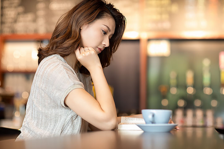 女性发情女性发情，女性成长与性发育的探索-第2张图片