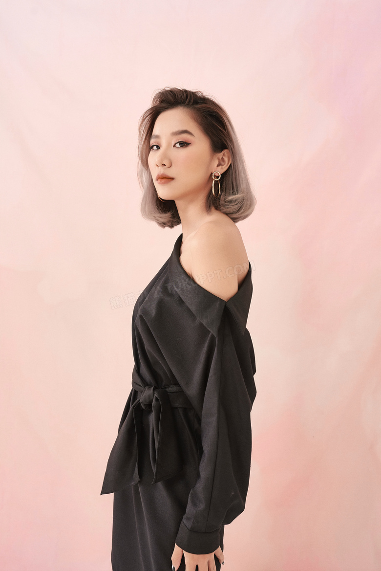 美女成人网，探索成人文化的神秘世界-第3张图片