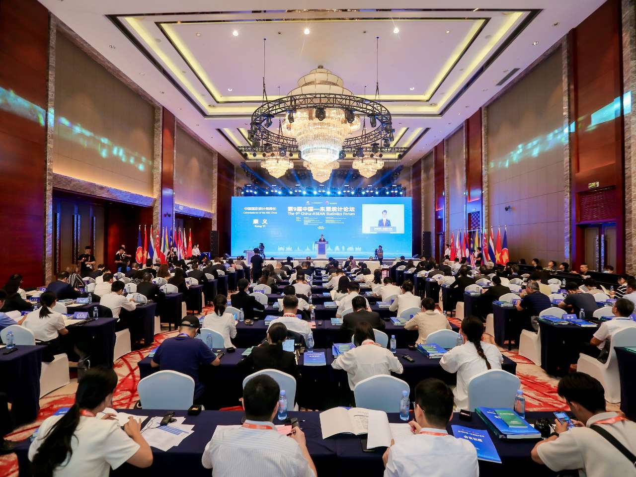 98论坛，探索网络交流的新天地-第2张图片
