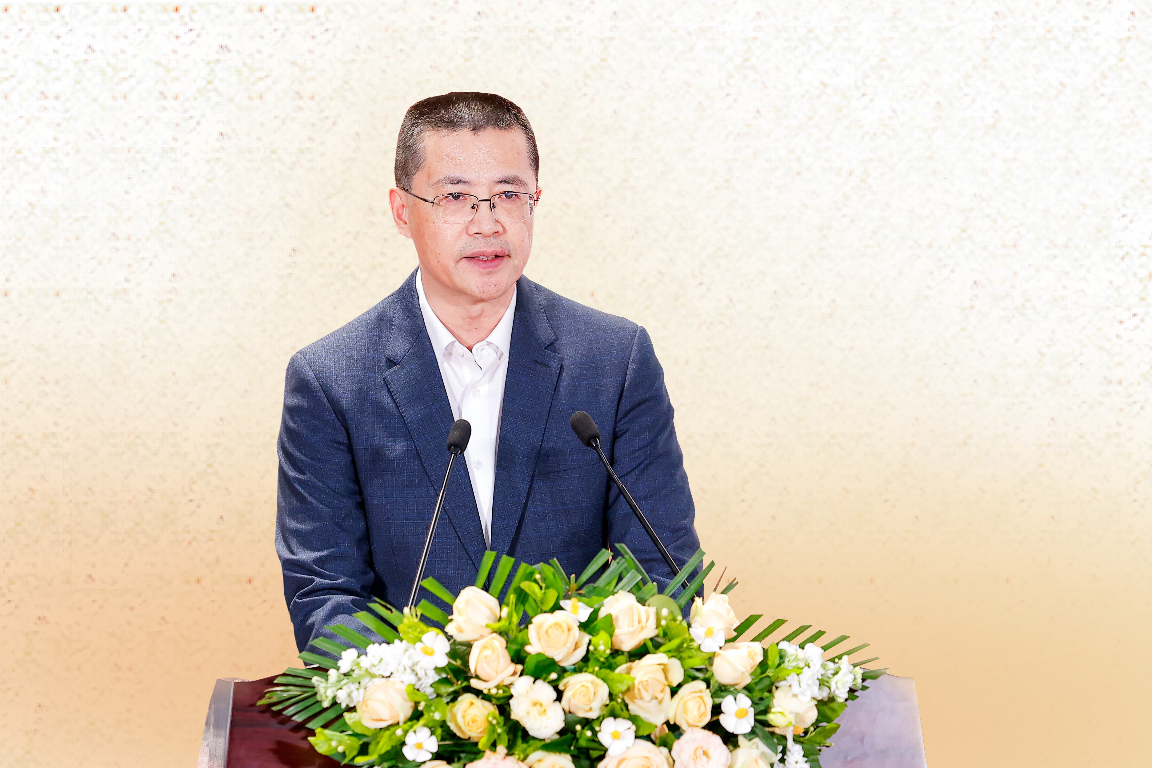中国夜场论坛中国夜场论坛，探索文化交流与商业合作的崭新平台