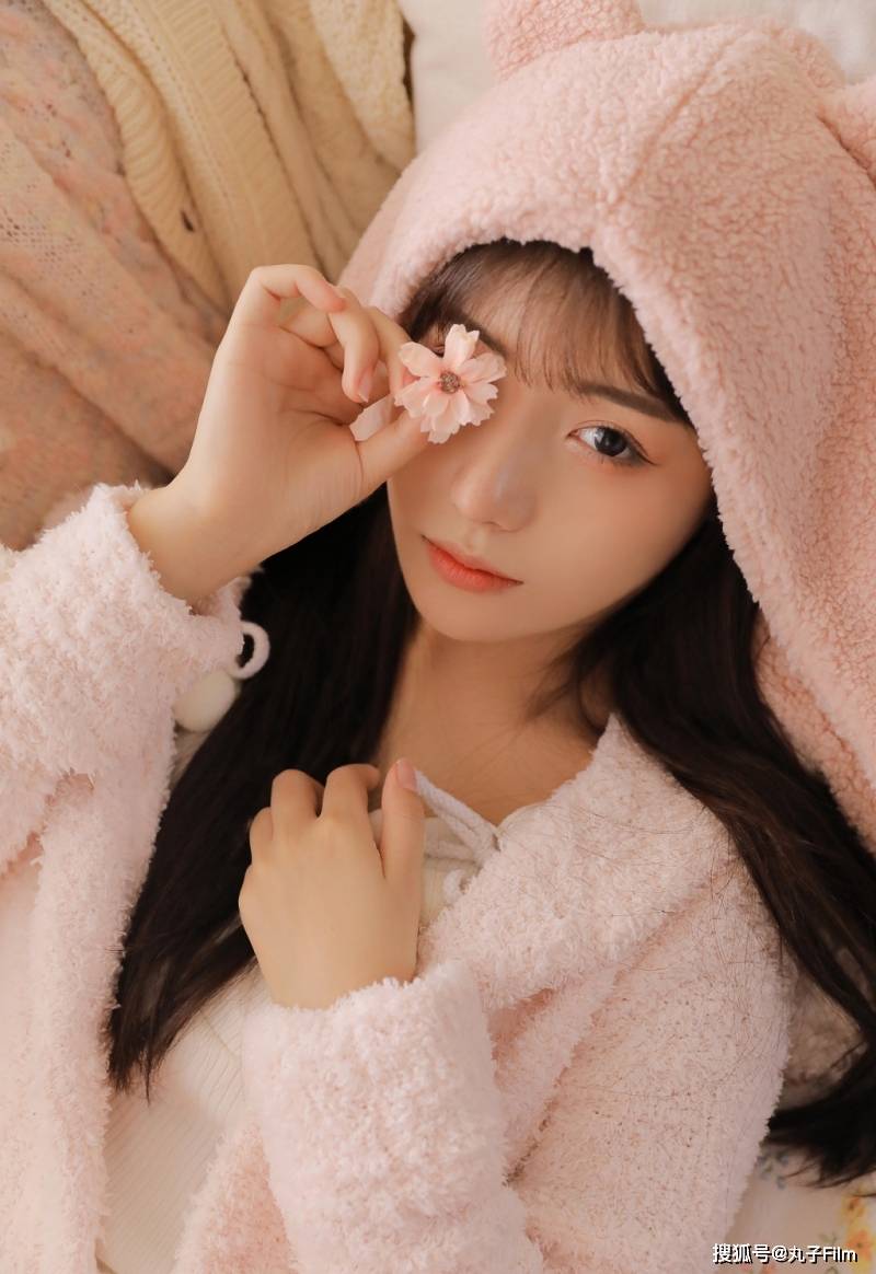 极品妇女扒开粉嫩小泬