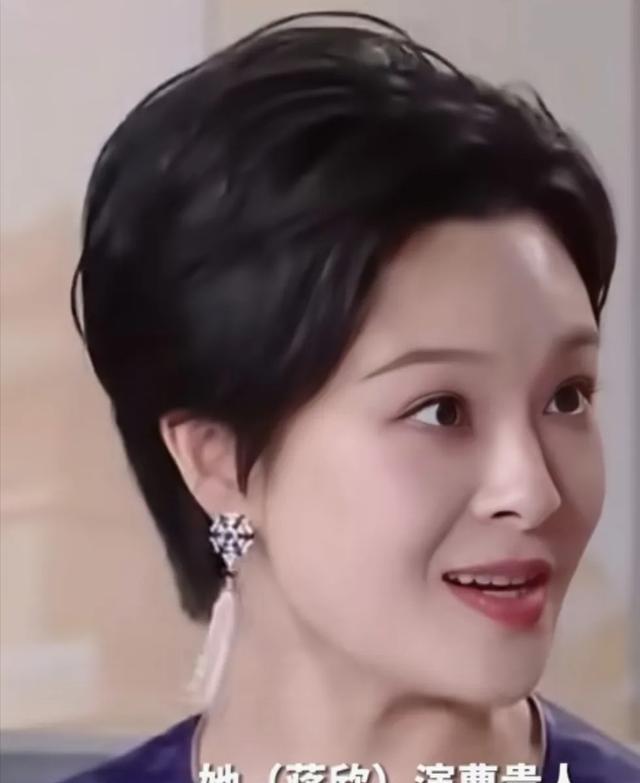 曹贵人扮演者曹贵人扮演者介绍-第2张图片