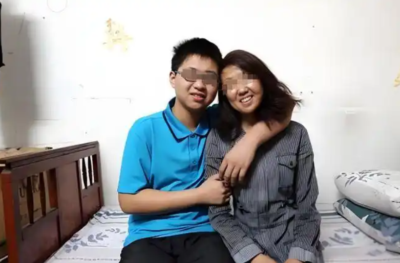 和妈妈提出那个要求-第2张图片