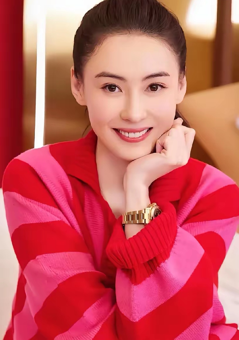 张柏芝门照艳，娱乐圈的争议与热度交织