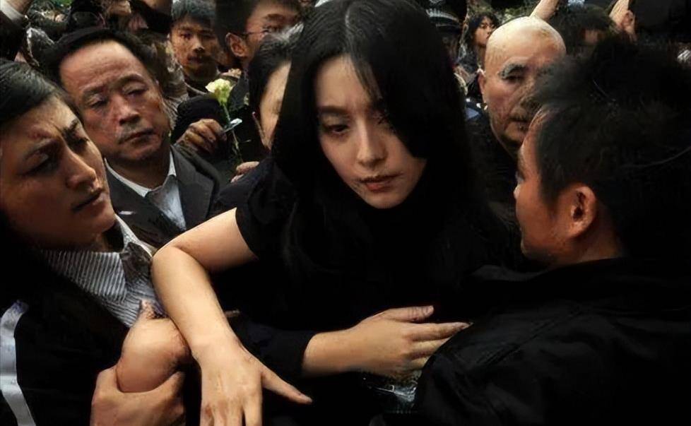 不雅照下载不雅照下载，网络风波与道德底线