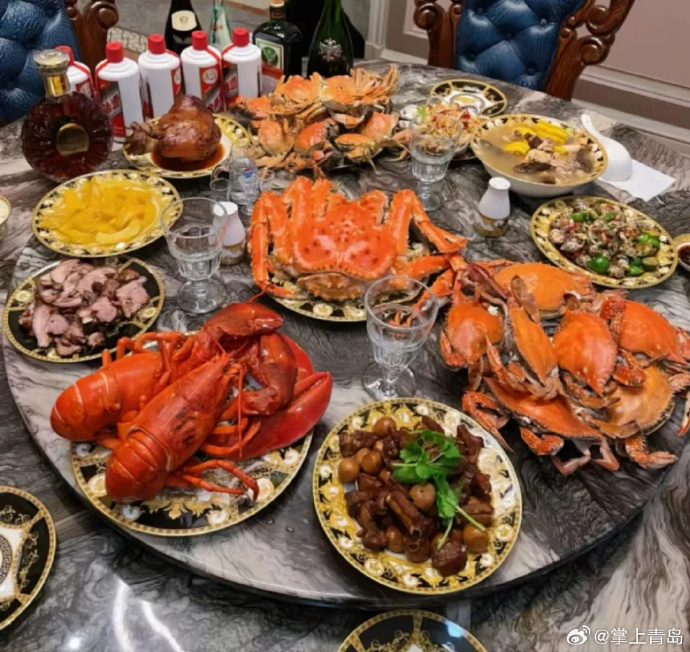 吃着饭在饭桌上做吃着饭在饭桌上做-第2张图片