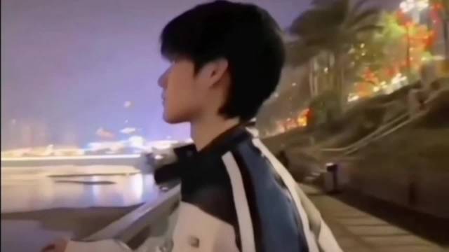 婷婷被公交车猛烈进出视频公交车猛烈进出视频中的婷婷