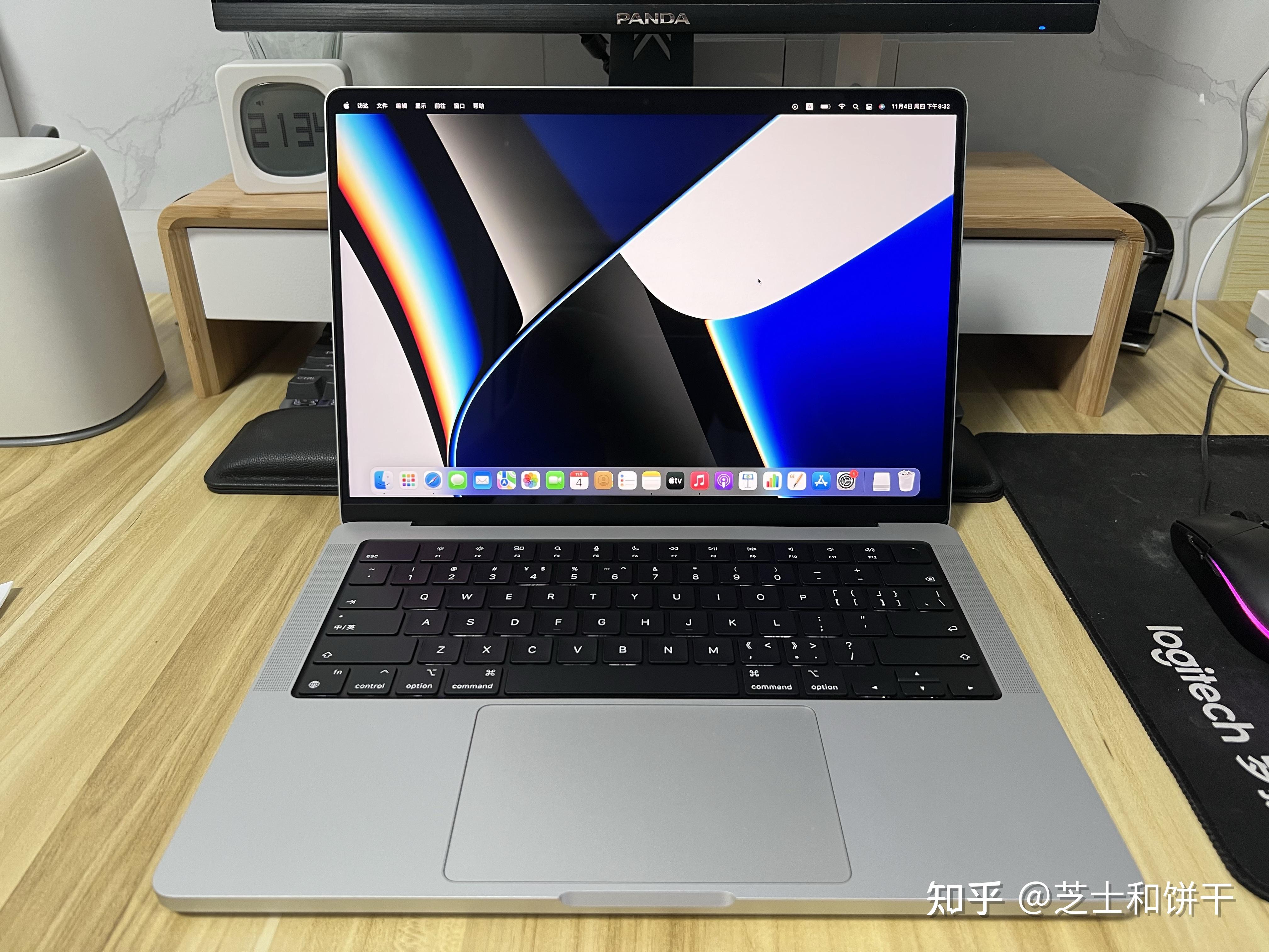 18岁macbookpro45岁能买吗青春与智慧，18岁MACBOOK PRO与45岁人生-第1张图片