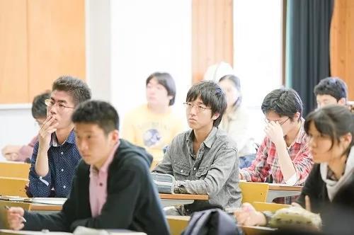 日本500人集体做爱日本500人集体做爱的神秘现象-第1张图片