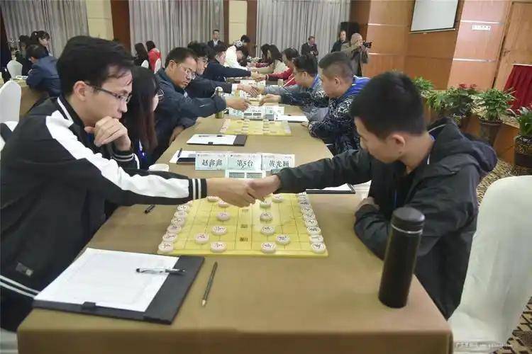中国象棋大师网中国象棋大师网，探索棋艺新天地-第1张图片