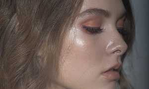 69日本人XXXX护士HD69年日本护理传奇——XXXX护士HD的非凡事迹-第1张图片