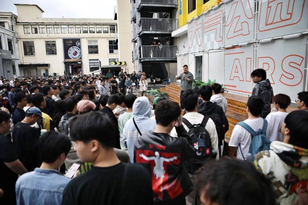 5x社区免费观看视频攻略，探索5xsq精彩世界-第1张图片