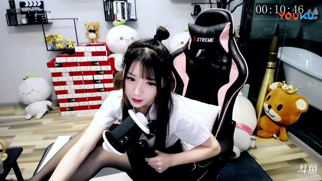 小女巫露娜小女巫的故事