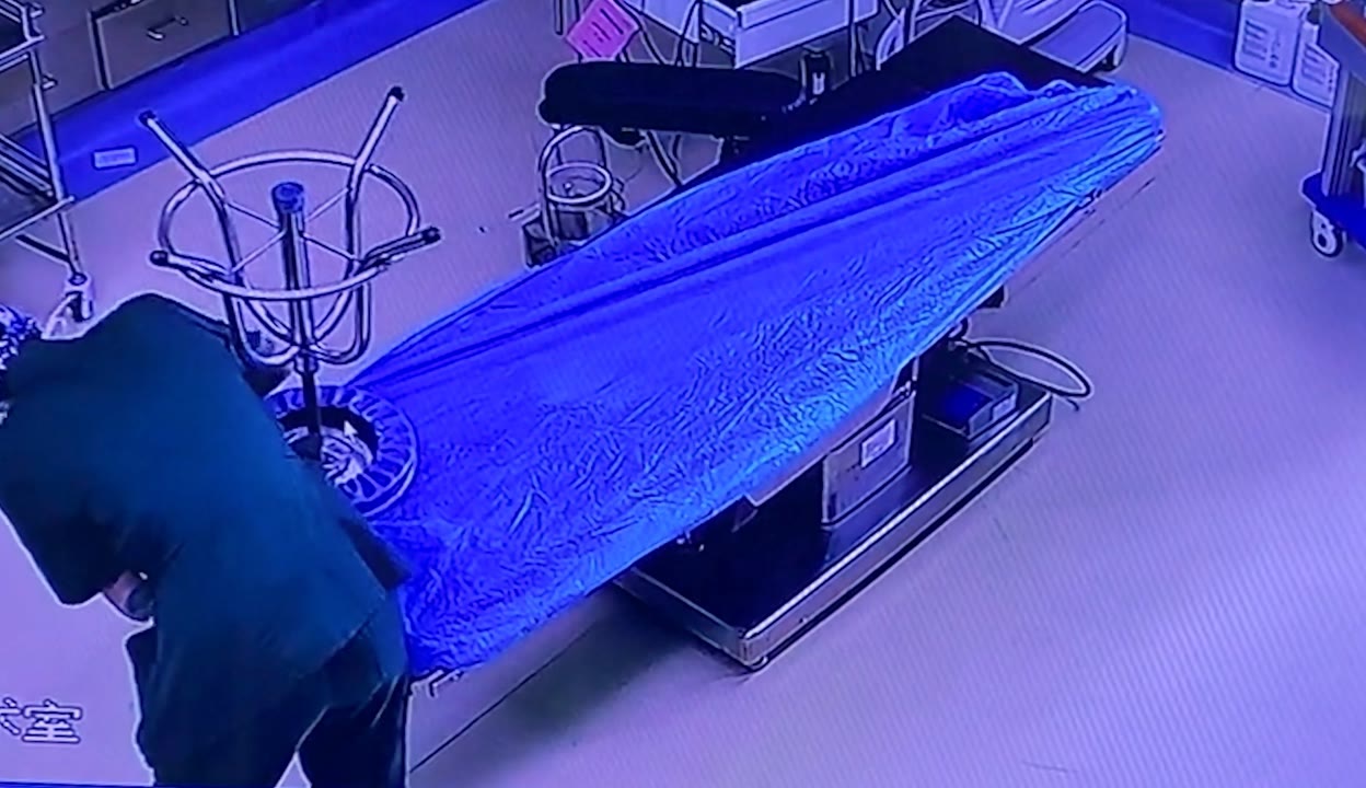 忘带罩子让c了一节课热点忘带罩子让C了一节课热点-第2张图片