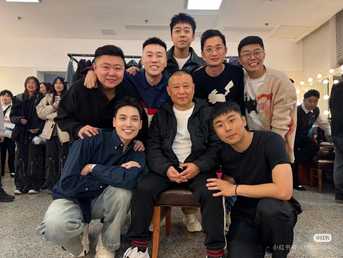 杨如伴的lVK网站杨如伴的LVK，奢华与品质的完美结合-第1张图片