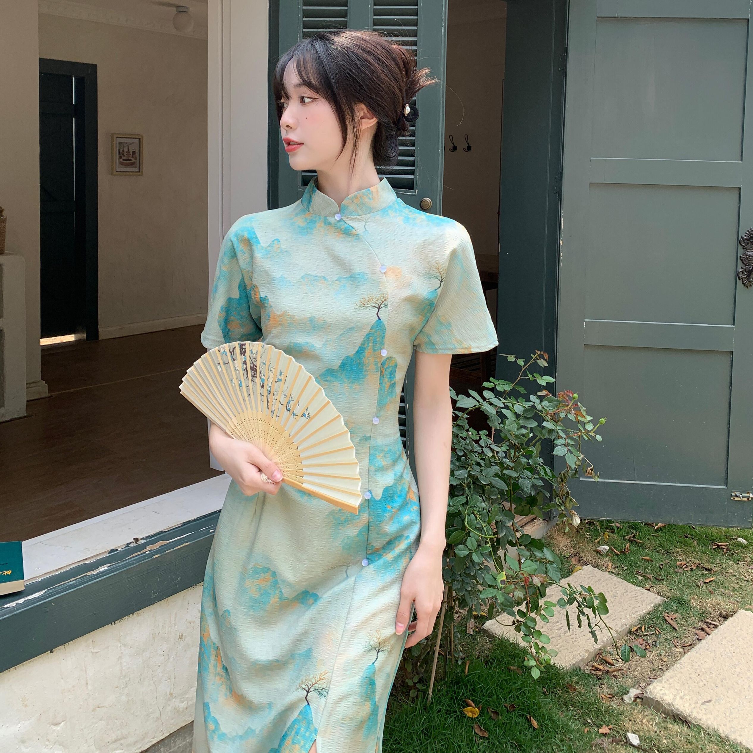 旗袍全是开襟做运动旗袍运动风，全开襟的魅力与体验-第2张图片