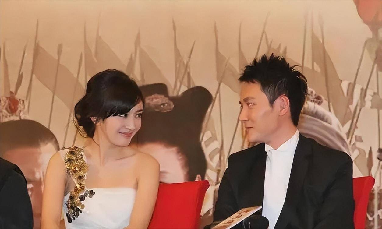 杨幂和谁一起过杨幂与绯闻人物的上床传闻