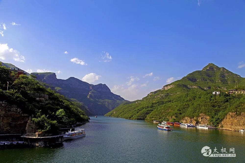 博爱青天河，山水间的博爱之境