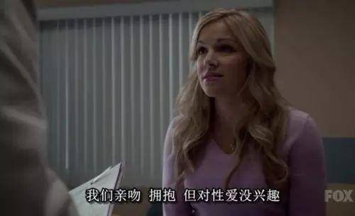 边做爱边吃奶的视频男女，激情与亲昵的交融-第1张图片
