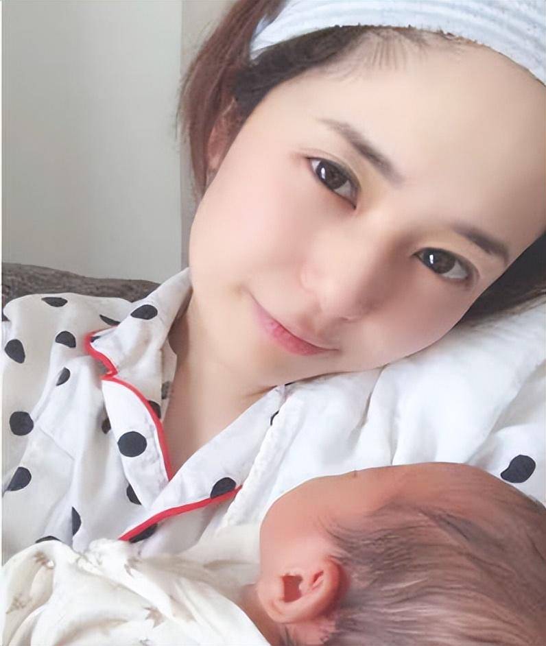 苍井空口吐粘液图片揭秘