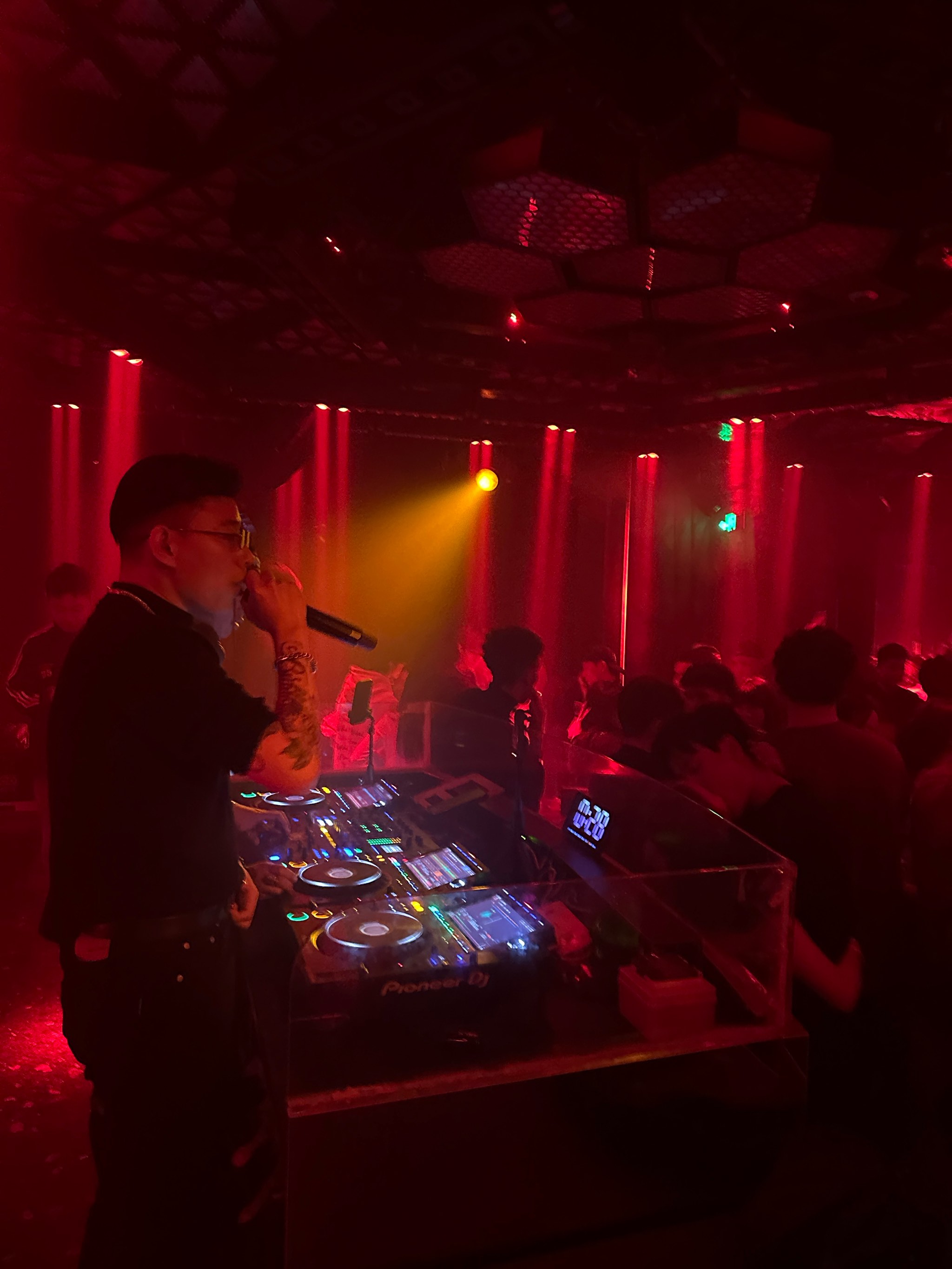 女RAPPER深度女RAPPER深度，音乐之魂与才华展现-第1张图片