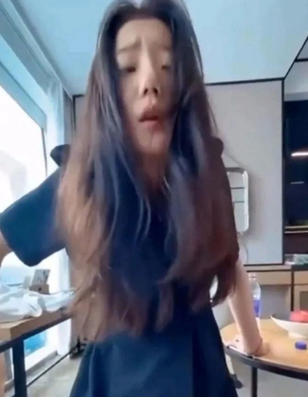张津瑜VS吕总视频外网张津瑜VS吕总视频外网，一场网络风波的揭秘-第1张图片