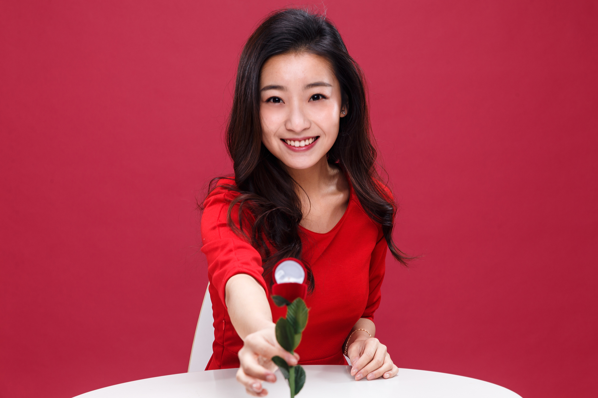 新婚夜被别人开了苞诗岚在线阅读新婚夜被人开了苞-第3张图片