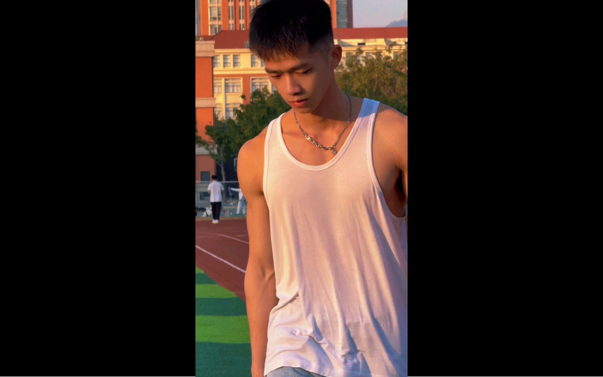 CHINESE腹肌体育生CUMSHOT探索中国腹肌体育生的CUMSHOT文化-第2张图片