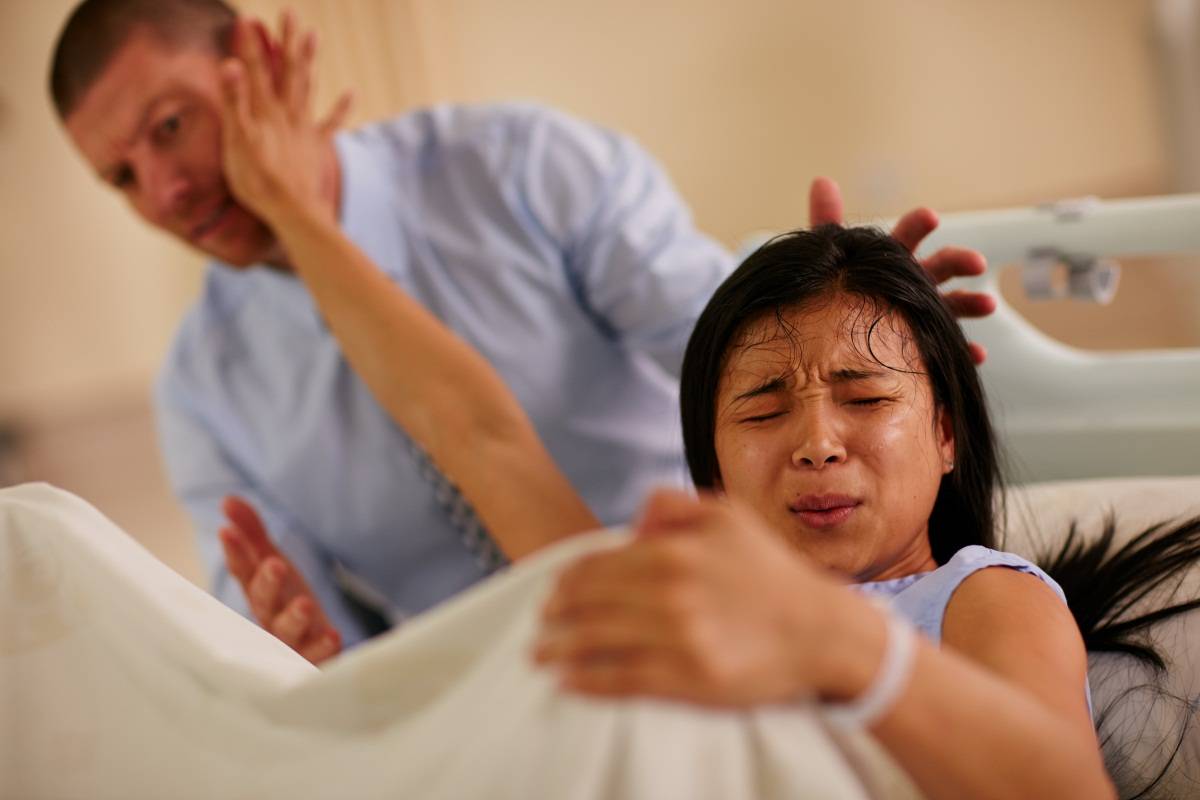 在床上拔萝卜又疼又叫痛在床上拔萝卜又疼又叫痛