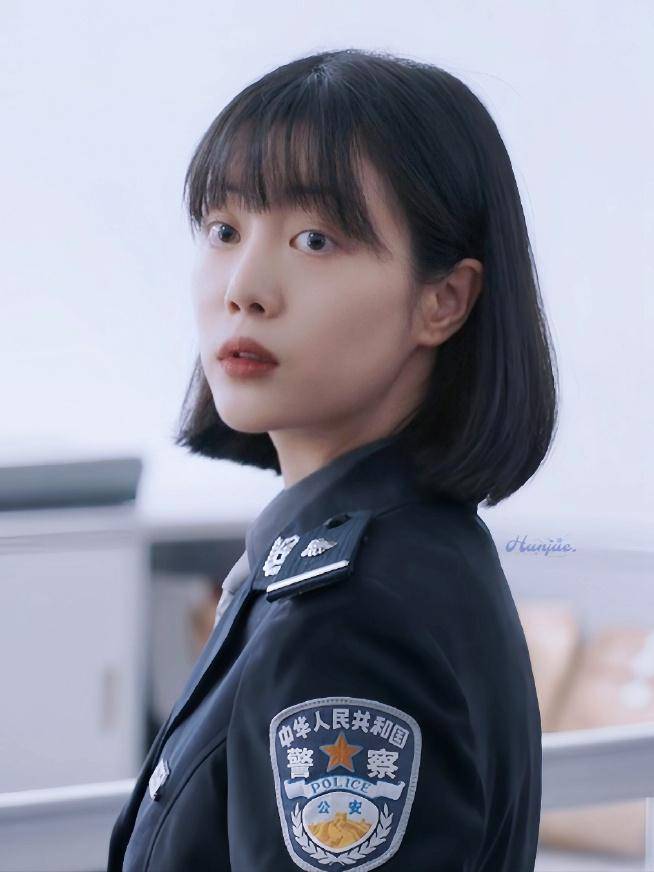 强行挺进警花紧窄娇嫩强行挺进警花紧窄娇嫩-第1张图片