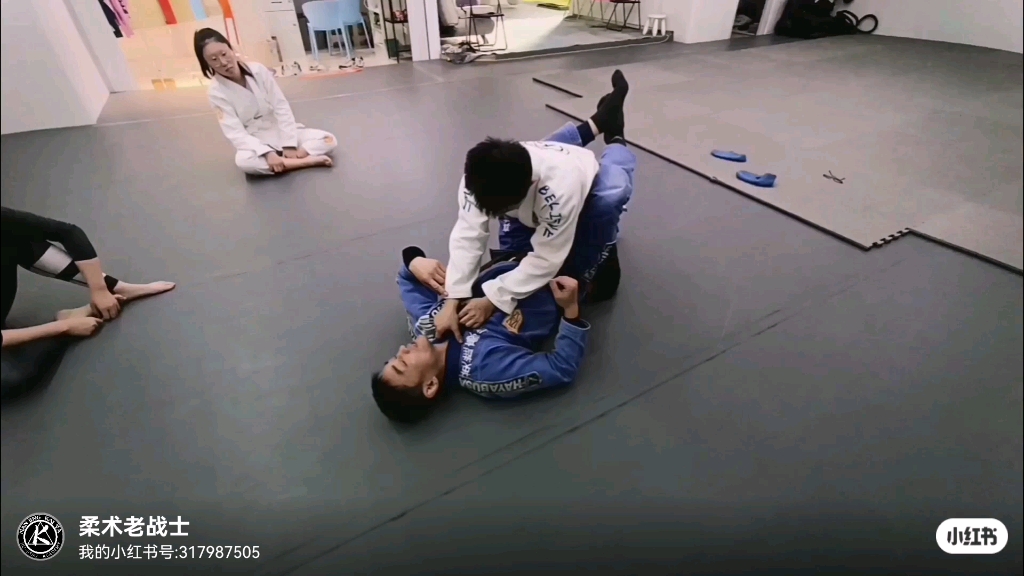 女生十字固会害羞吗女生女生十字固是否会害羞是一个复杂的问题，涉及到个体差异和多种因素。-第2张图片
