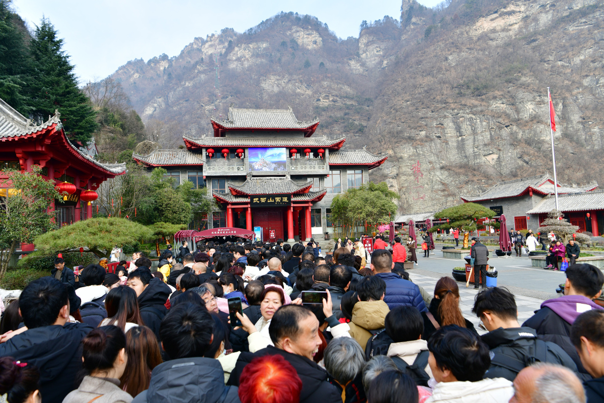 金华旅游团之旅，探索美丽山水间的魅力