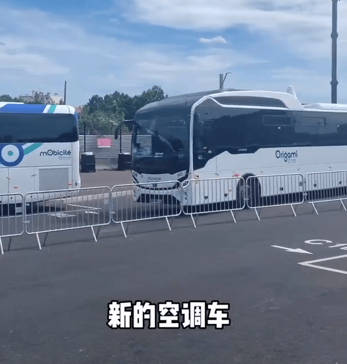 公交车疯狂运动公交车疯狂运动-第3张图片