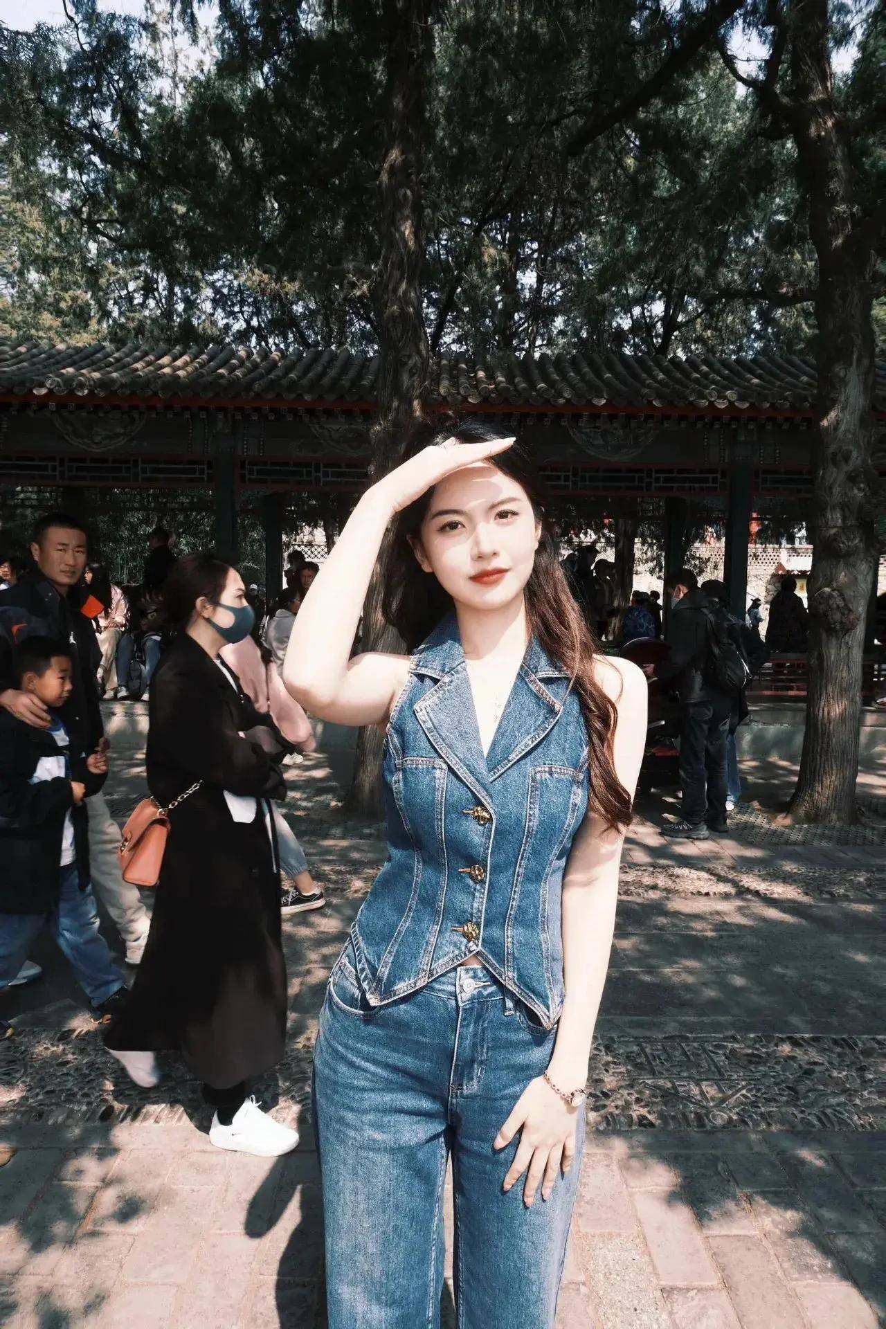 新人美女主播夏娃新人美女主播夏娃，璀璨新星闪耀直播界-第1张图片
