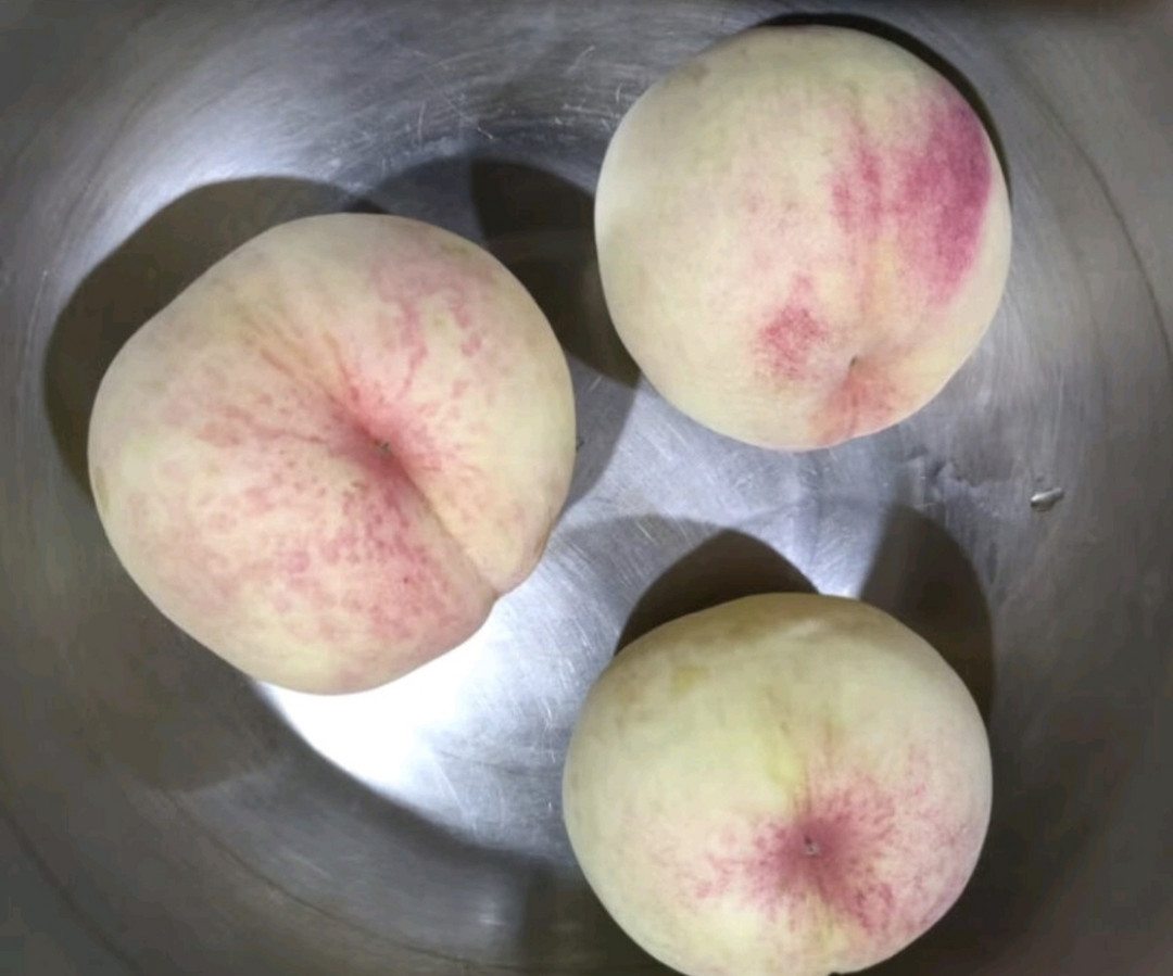 日本水蜜桃桃子日本水蜜桃桃子,美味与健康的完美结合
