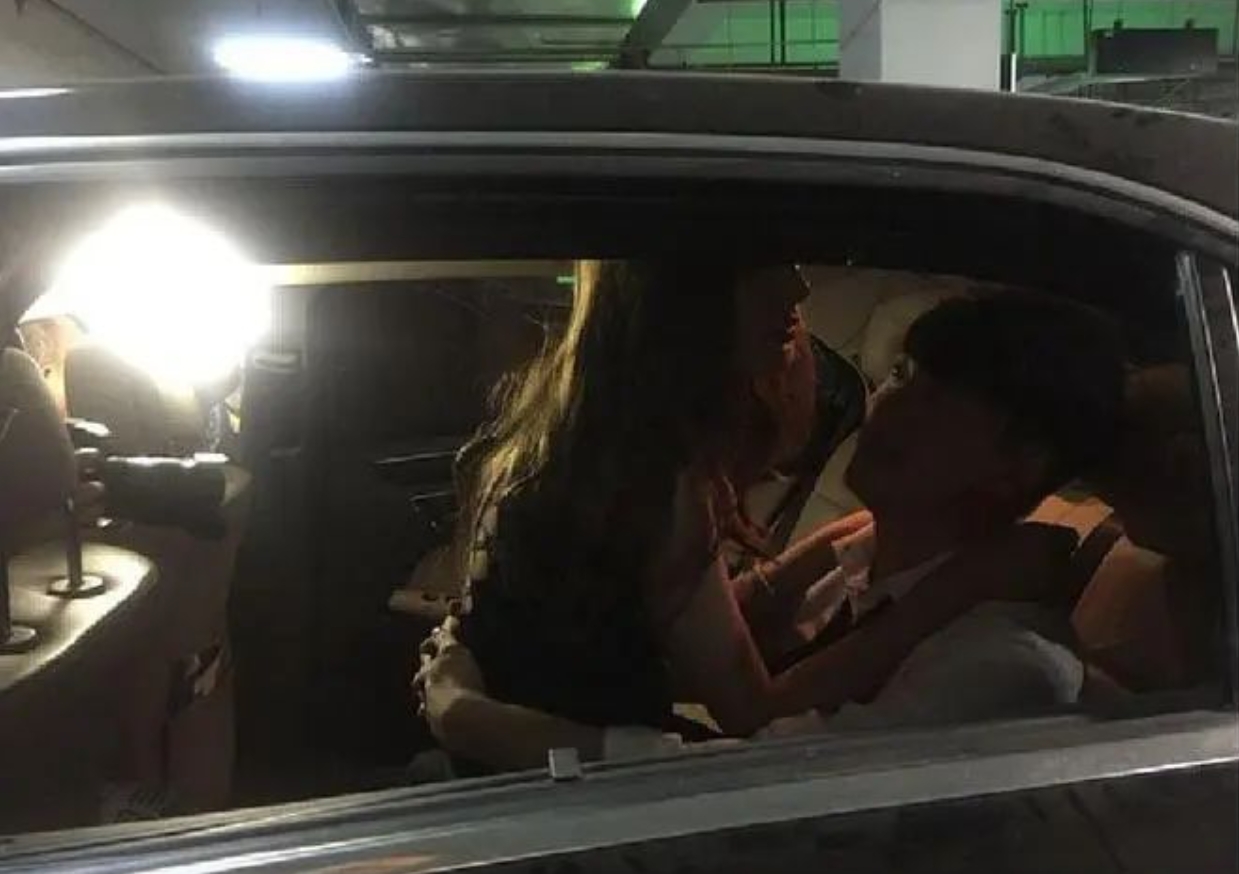 我可以触碰你的深处吗开车吗_第1集我可以触碰你的深处吗，开车？