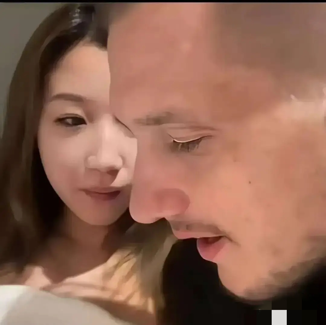 一女被三黑人糟蹋一女被三黑人糟蹋-第3张图片