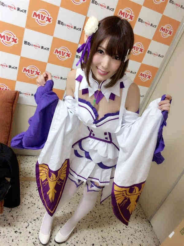 苍井空波多野结衣AA片观看苍井空与波多野结衣的AA片冒险之旅-第2张图片