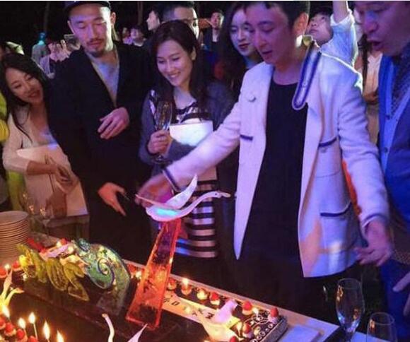 乔任梁现场图血肠子图片天涯乔任梁现场图与血肠子图片天涯热议-第1张图片