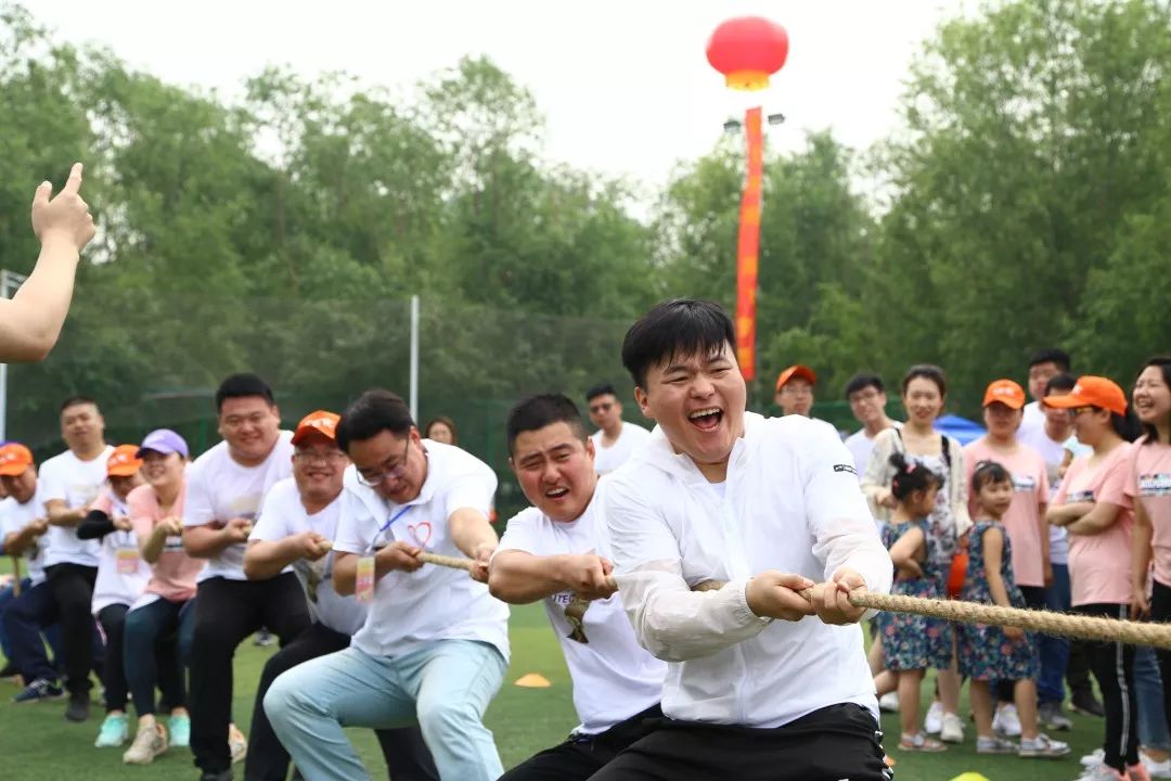 开心五月，激情深爱