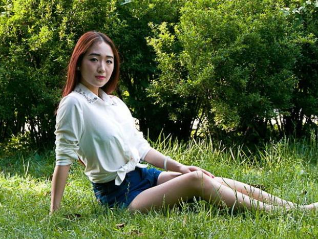 丰满女邻居的爱情BD正片-第1张图片