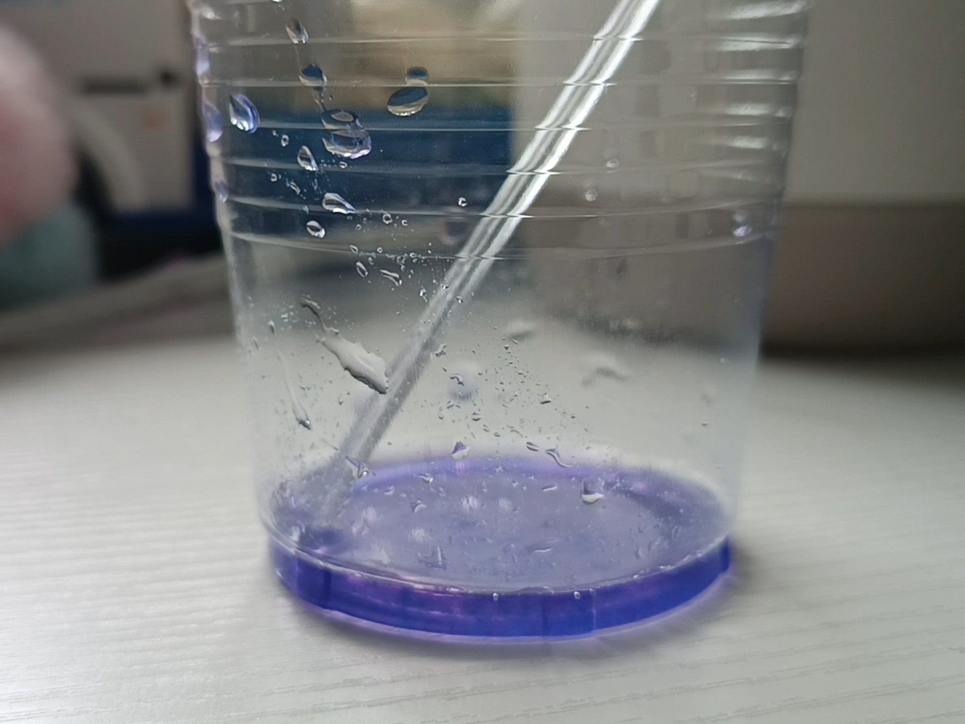 一激动下面就流透明液体怎么办-第1张图片