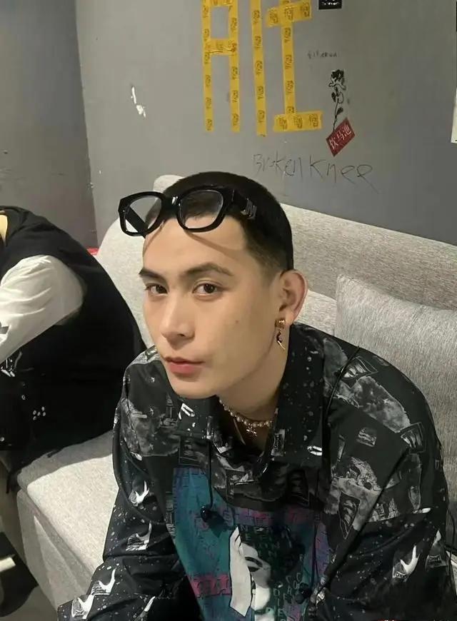 欧美Vocal RAPPER的魅力与风格-第1张图片