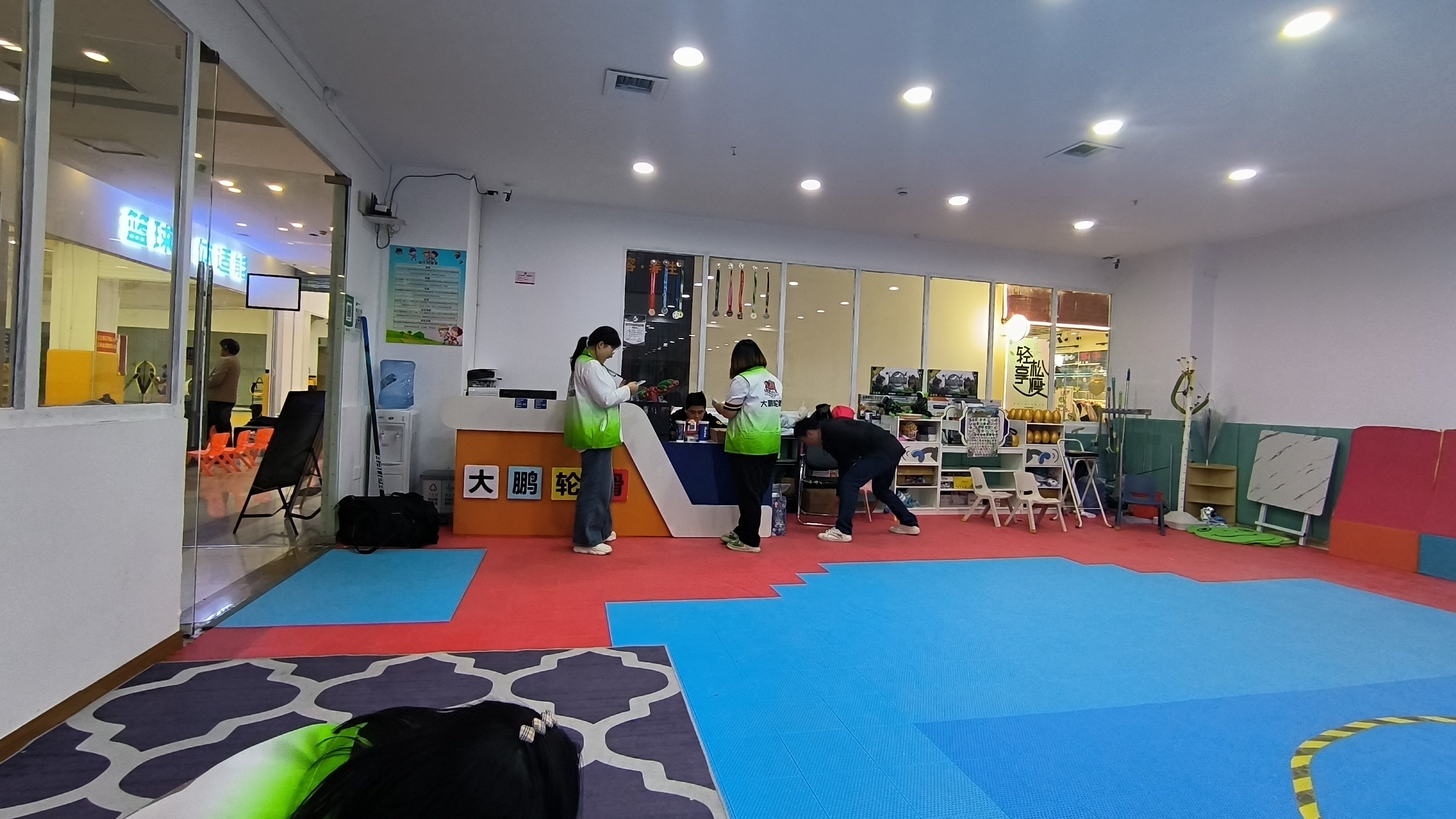 差差差不多视频30分钟轮滑电差差差不多视频30分钟轮滑体验