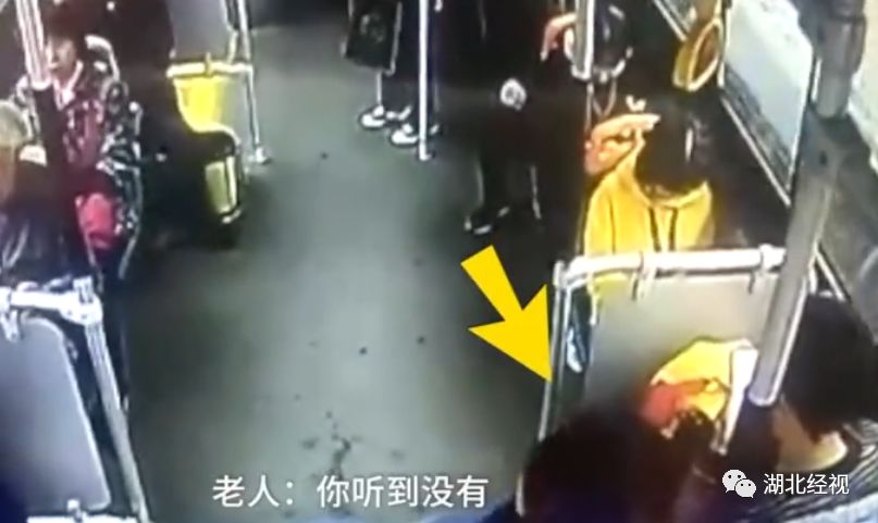 被两老头疯狂添高潮-第2张图片