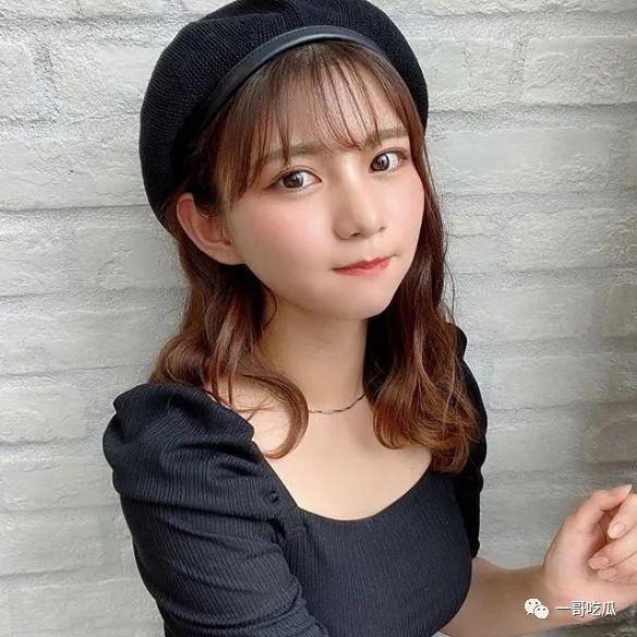 日本学生娇小第一次-第2张图片
